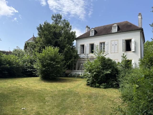 Maison, Genlis