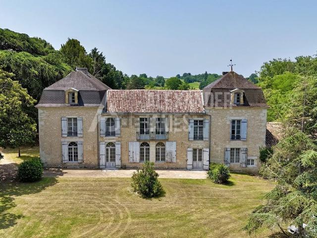 Maison, Gensac