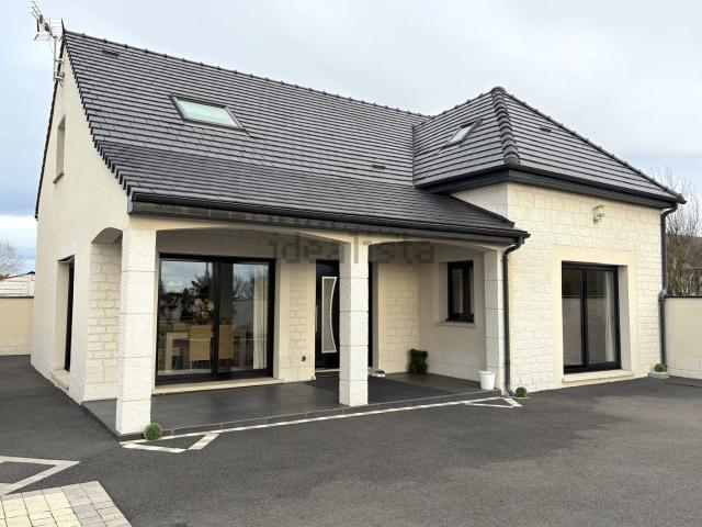Maison, Germigny des Prés