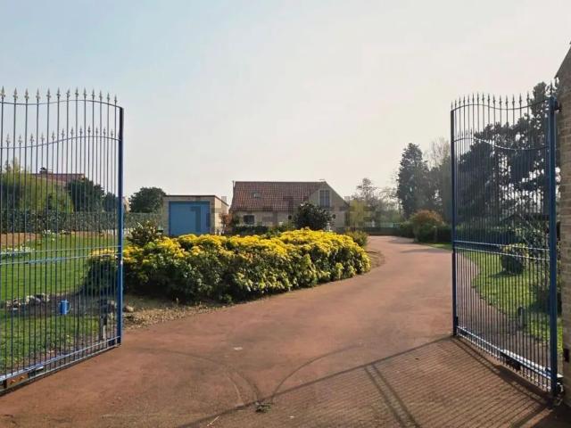 Maison, Ghyvelde