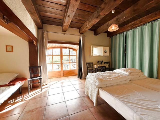Maison / gîte en pierre vue exceptionnelle