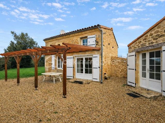 MAISON GÎTES DE CHARME A VENDRE