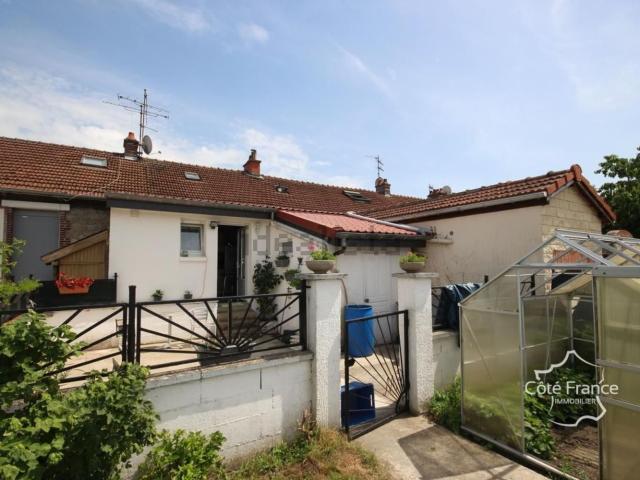 Maison, Givet