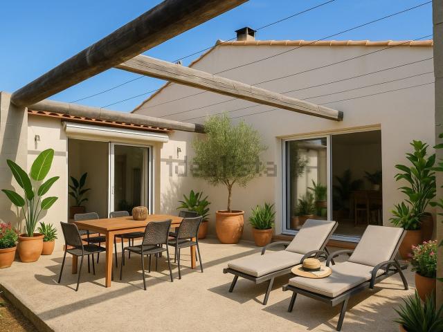 Maison, Gignac la Nerthe