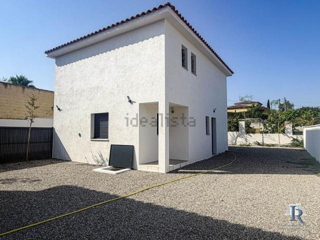 Maison, Gignac la Nerthe
