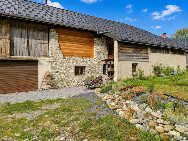 Maison, Gilly sur Isère