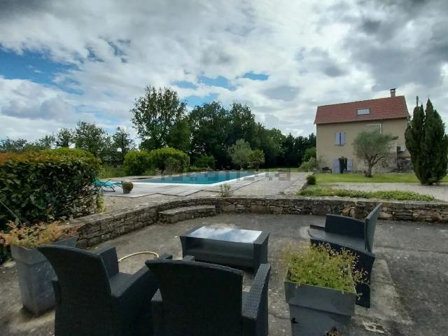 Maison, Ginals