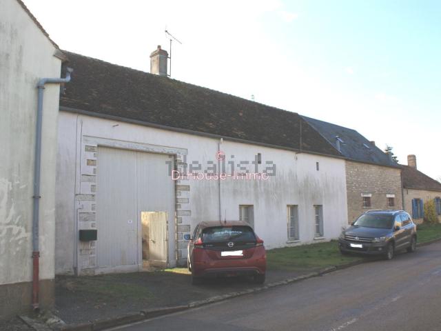 Maison, Gironville
