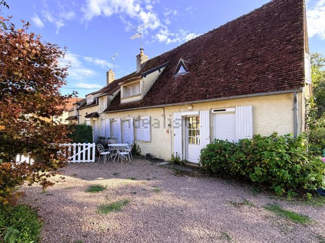 Maison, Giry