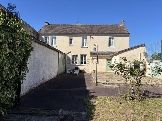 Maison, Glandon