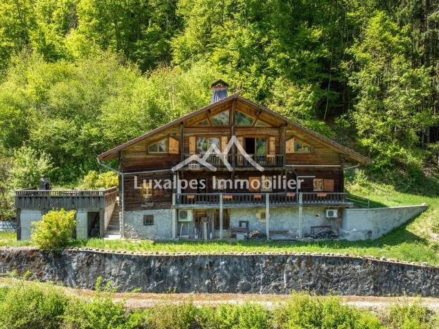 Maison, Glières Val de Borne