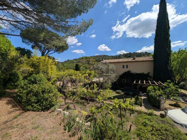 Maison, Grambois