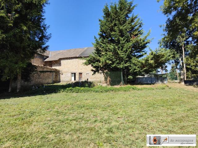 Maison, grange, chenil et voisins à plus de 150m 100m² Mérinchal