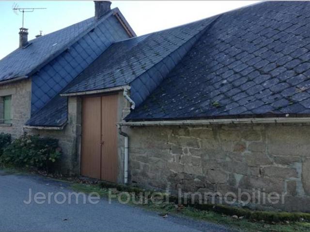 MAISON GRANGE en pierres à 15mn au nord d'EGLETONS