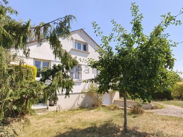 Maison, Gravigny