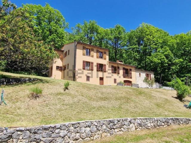 Maison, Gréolières