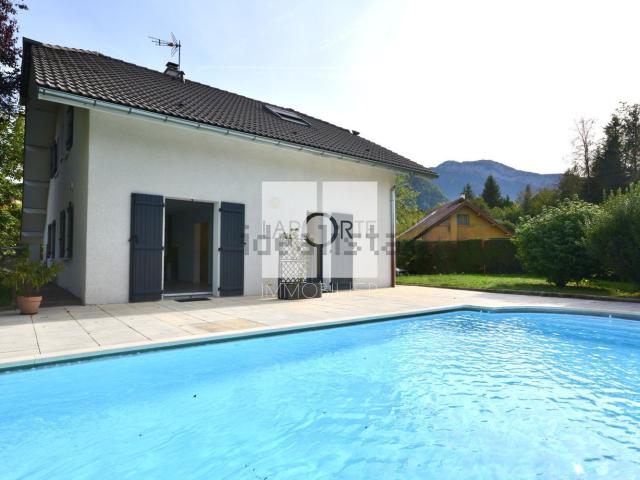 Maison, Groisy