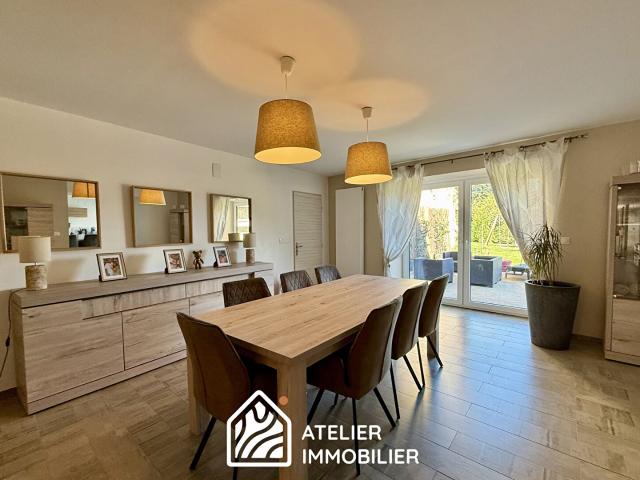 Maison Guinkirchen 7 pièces 255 m2
