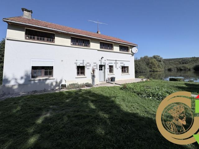 Maison, Guisy