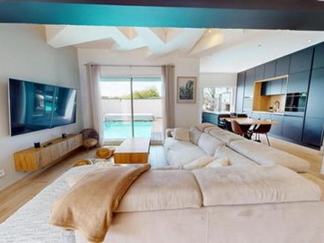 Maison d’architecte contemporaine avec piscine – Cessieu 38110