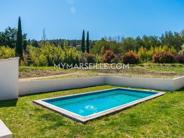 Maison d’architecte contemporaine, jardin et piscine Sect. 241m² Cabriès