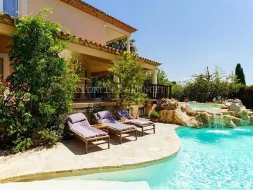 Maison d'architecte environnement calme et préservé 226m² Juvignac
