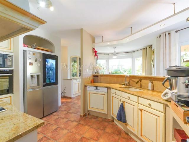 Maison d'architecte environnement calme et préservé 226m² Juvignac