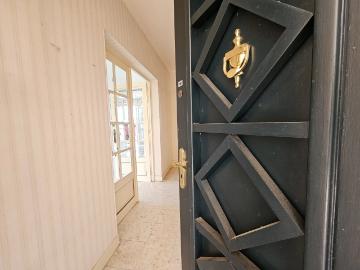 Maison d’architecte des années 70 avec piscine et grand jard. 129m² Auch