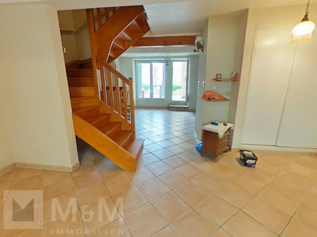 Maison d’environ 110m2 habitable avec une cour intérieure de 30m2
