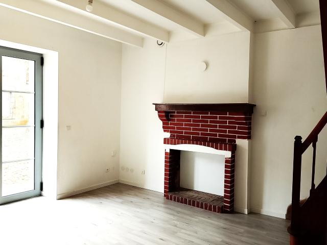 Maison d habitation de 70 m2 a louer