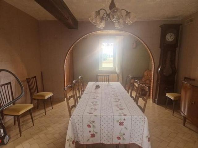 Maison double avec terrain avec vue. Dépendances