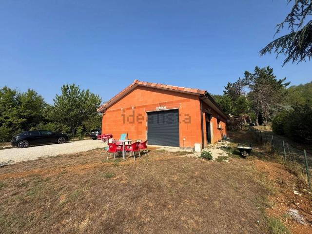Maison, Douelle