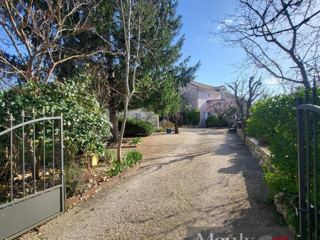 Maison, Douelle