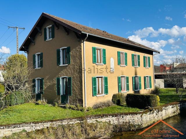 Maison, Docelles