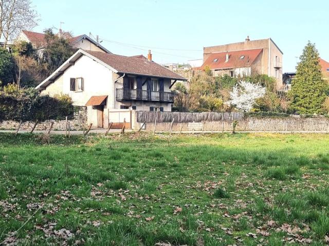 Maison, Dole
