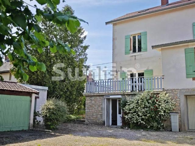 Maison, Dole