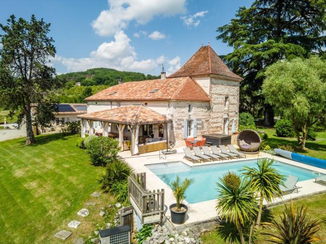 Maison, Dolmayrac