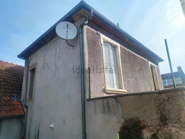 Maison, Domérat