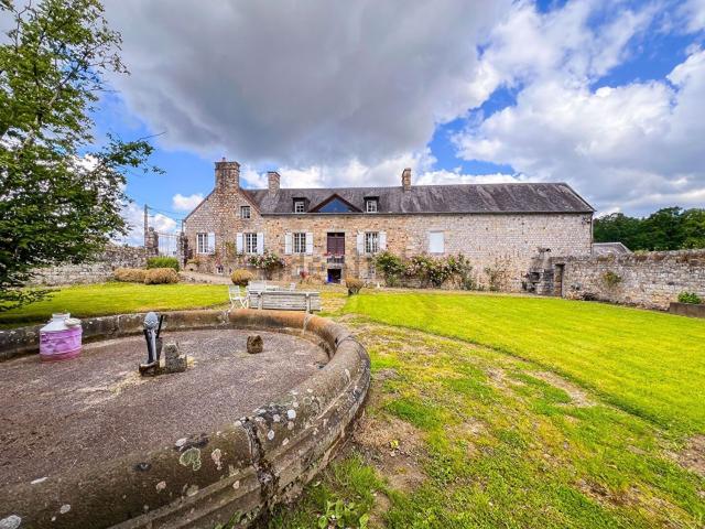Maison, Domfront en Poiraie
