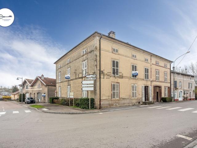 Maison, Dompaire