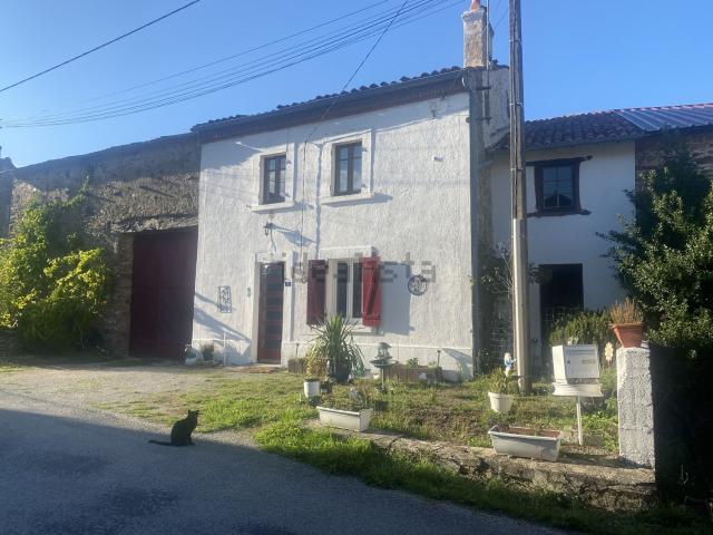 Maison, Dompierre les Églises