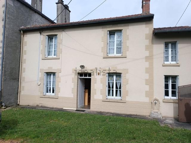 Maison, Dompierre les Églises