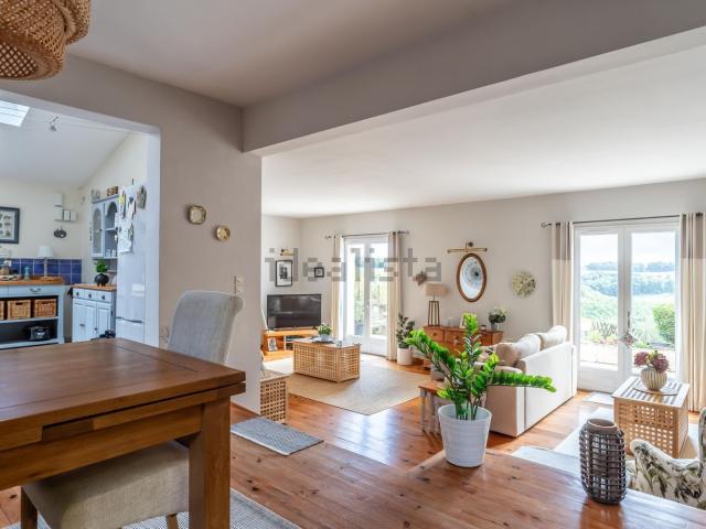 Maison, Dondas