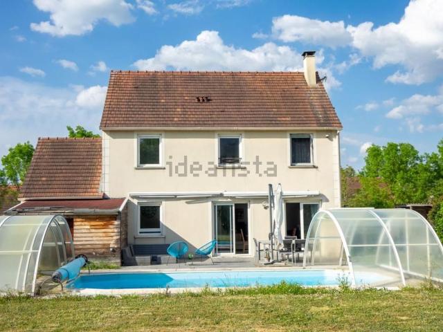 Maison, Donnery