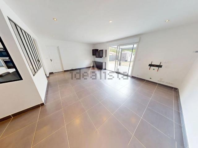 Maison, Donnery