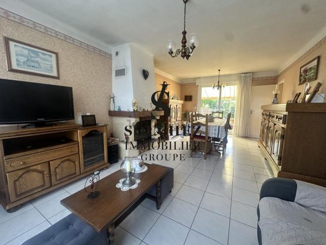 Maison, Dainville