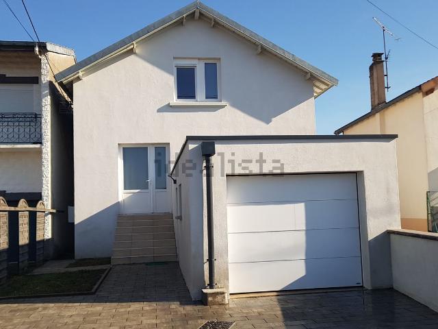 Maison, Damelevières