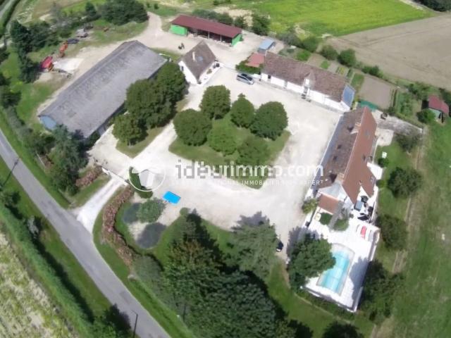 Maison, Dammarie en Puisaye