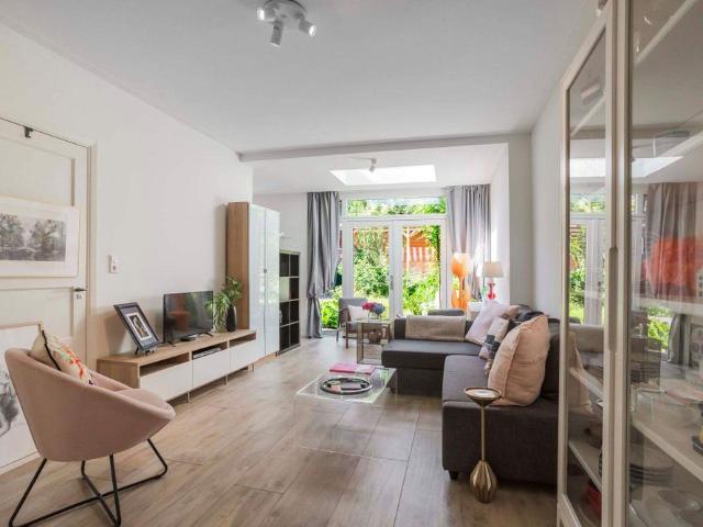 Maison d'angle Hoogstedelaan, Arnhem À louer