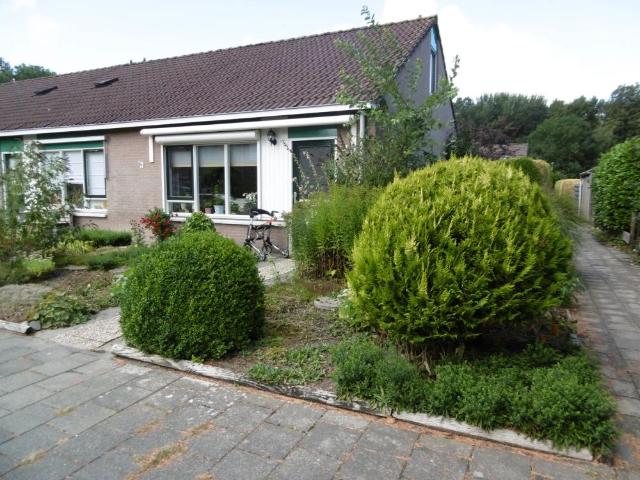 Maison d'angle Remise 4, Marknesse À louer